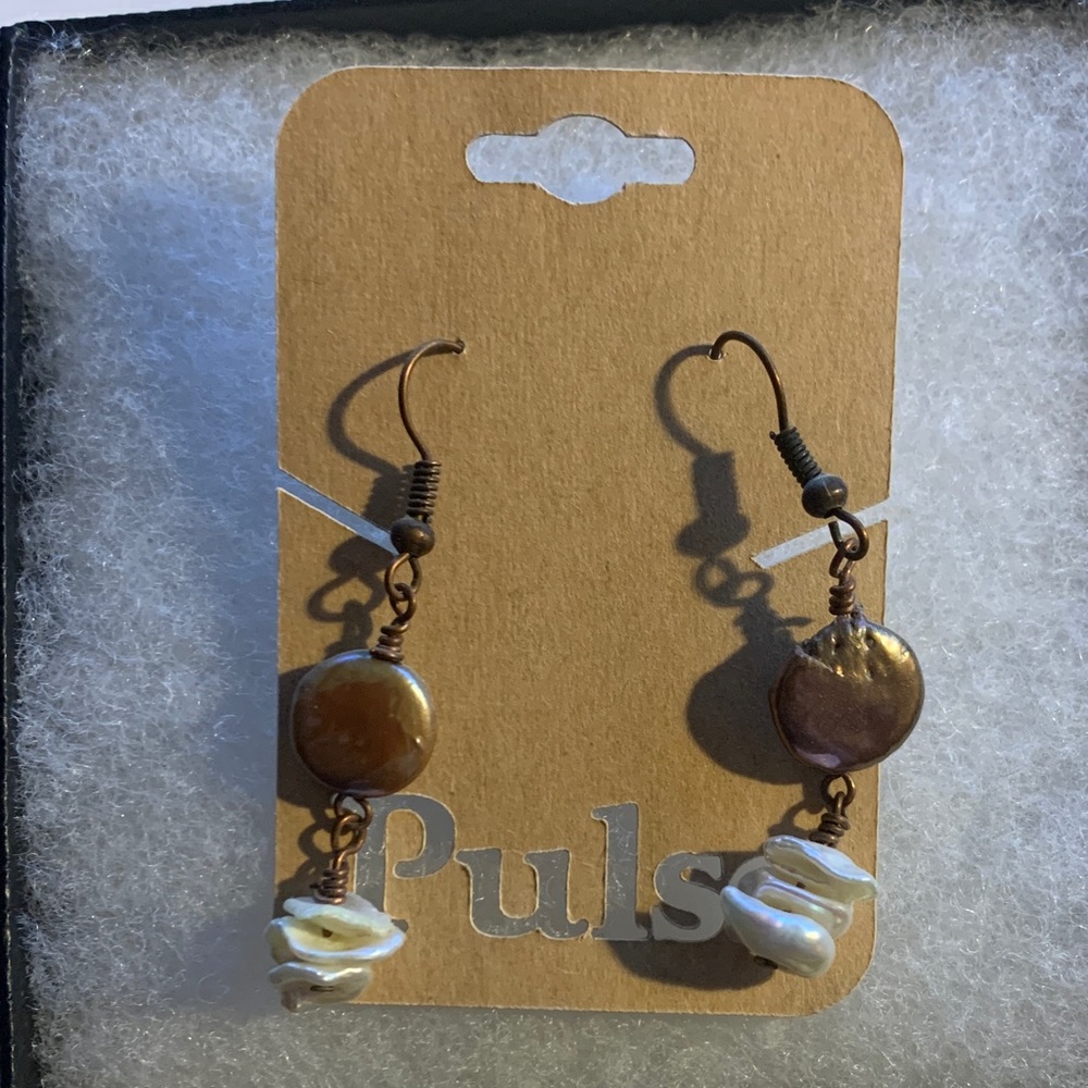 Pulse Earthy Brown and Cream cultured pearls Earrings